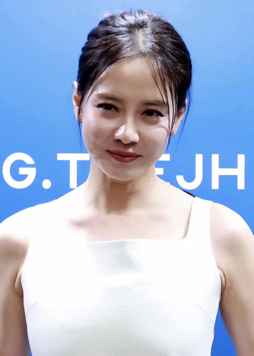 Song Ji-hyo